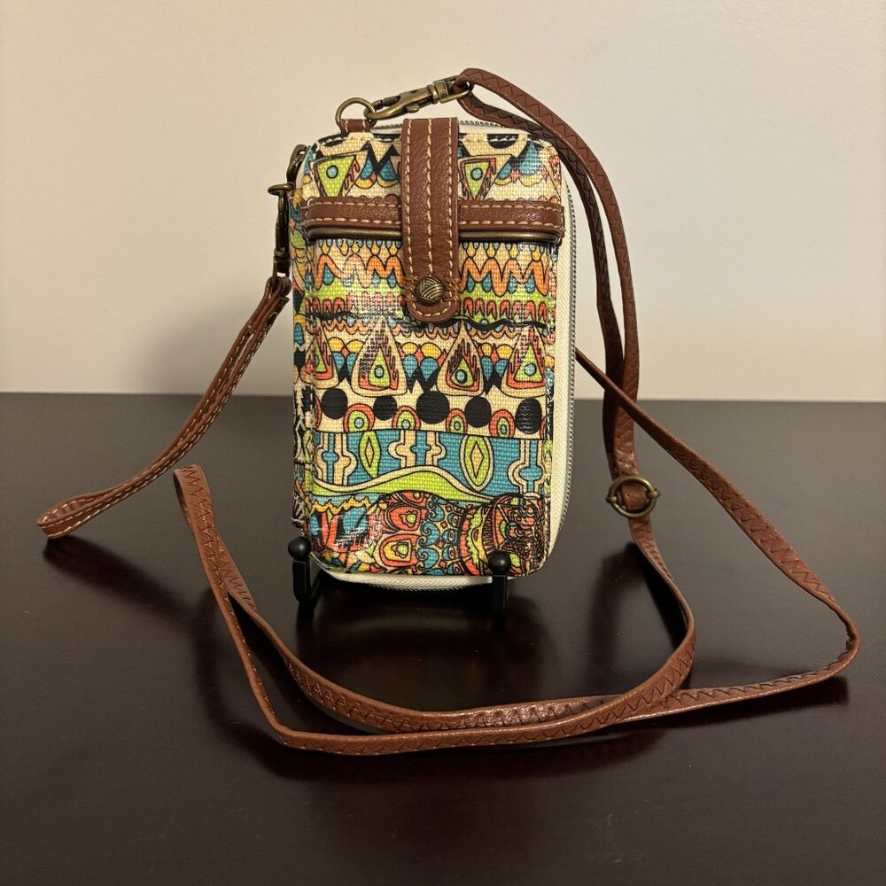 Sakroots Colorful Boho Hippie Artist Circle Smartphone Wristlet Wallet Crossbody